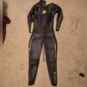 Xterra wetsuit MLA medium large Men